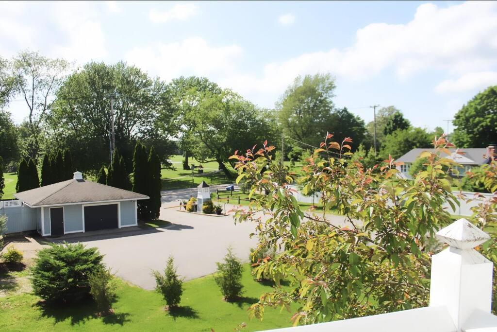 Cozy French Style Villa- 3 Bed-Casino-Pools-Jacuzzi Norwich Ngoại thất bức ảnh